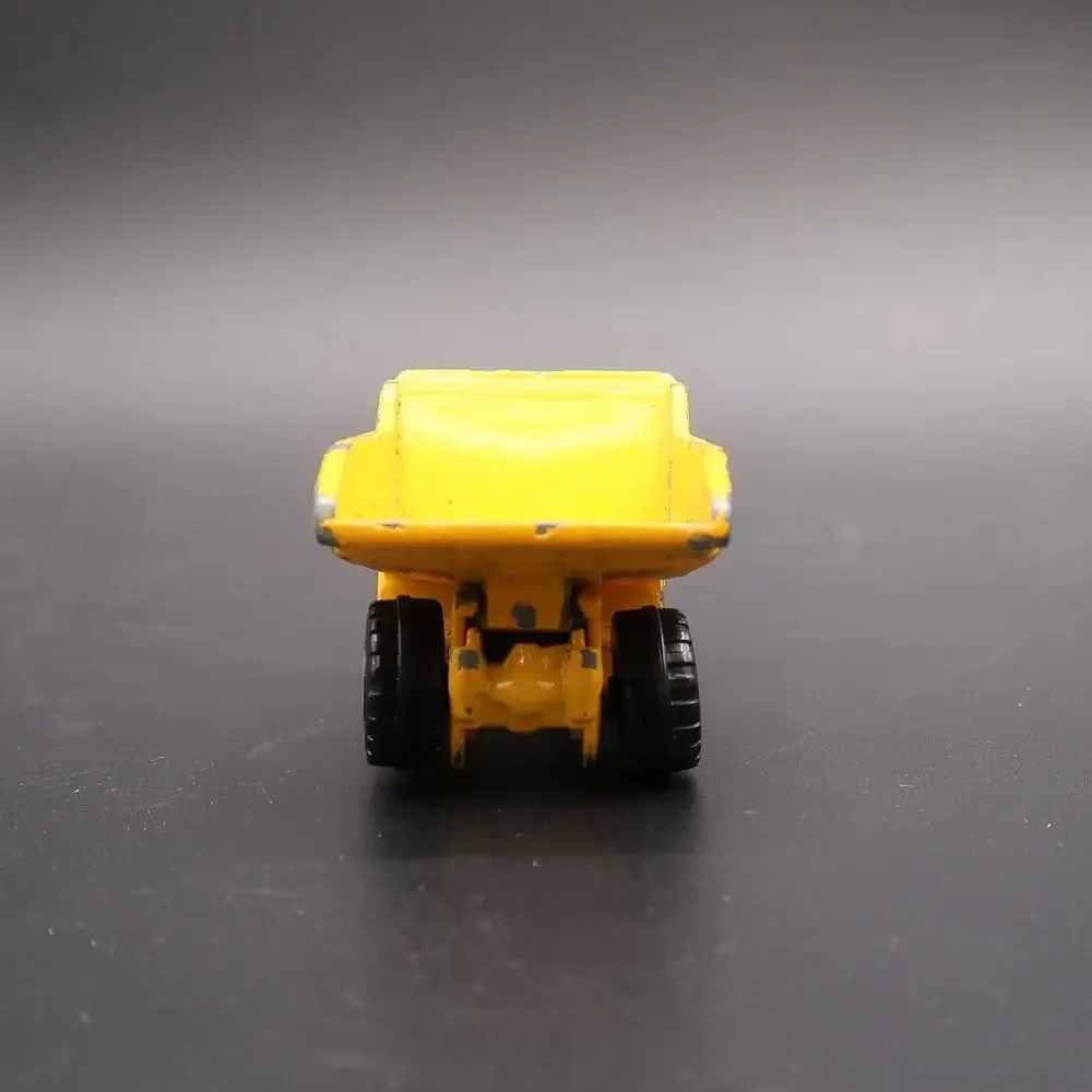 Matchbox Caterpillar Construction Vehicle Diecast Set of 2 1997 1:64 Scale READ